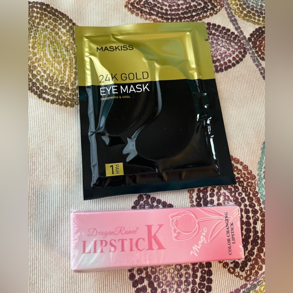 Maskiss 24K Gold Eye Mask and Dragon Ranee Lipstick Set
